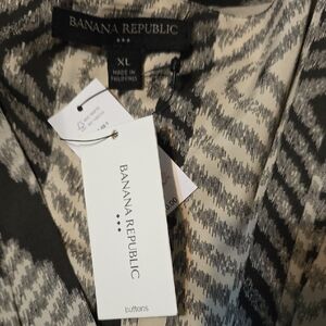 Banana Republic Black and Cream Geometric Blouse
